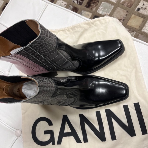 GANNI CALLIE BOOTS - Picture 3 of 3